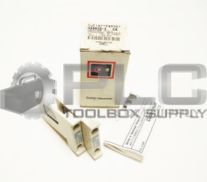 SET OF 2 NEW CUTLER HAMMER H2004B-3 HEATER PACK 