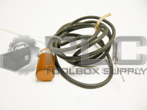 NEW OMRON E2F-X10Y2-53US PROXIMITY SWITCH 