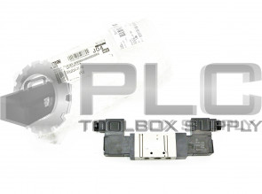 NEW SMC VFS2220-3T-02 DOUBLE SOLENOID VALVE BODY 
