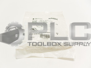 NEW SEALED ALLEN BRADLEY 872C-A10C30-R3 /B PROXIMITY SWITCH 