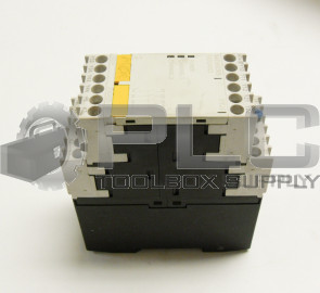SIEMENS 3TK2825-1BB40  SAFETY RELAY 