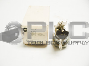NEW ALLEN BRADLEY 800T-H31 / T  KEY OPERATED SELECTOR SWITCH 