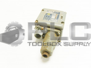 SQUARE D ADW3  PRESSURE SWITCH 9012-ADW3 