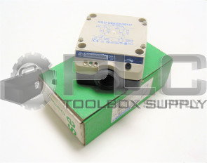 NEW TELEMECANIQUE XSD-M600539H7 INDUCTIVE SENSOR 240VAC
