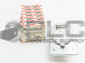 NEW RUSSELL STOLL 8008 RECEPTACLE F028830