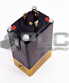 NEW BURKERT 0331 C 1/8 FKM BR SOLENOID VALVE 00460472 