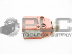 NAMCO EE530-59400 PROXIMITY SENSOR 