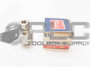 NEW SCHRADER 832  ROTATING JOINT 402-5230 