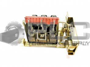 SQUARE D 9422 RD-3 DISCONNECT SWITCH CLASS 9422 TYPE RD-3 SER A 