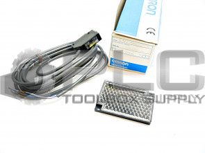 NEW OMRON E3V3-R61 PHOTOELECTRIC SENSOR SWITCH 