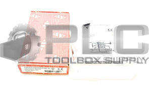 NEW CARLO GAVAZZI UA30CAD35PPM1TI PROXIMITY SWITCH 