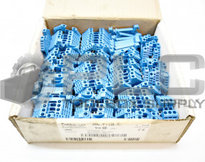 LOT OF 90 DINNECTORS DN-T12B-A TERMINAL BLOCK 20A 600V