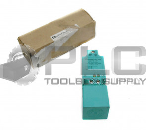 NEW PEPPERL + FUCHS 085590 NJ20+U4+W PROXIMITY SENSOR Y85590 NJ20-U4-W 